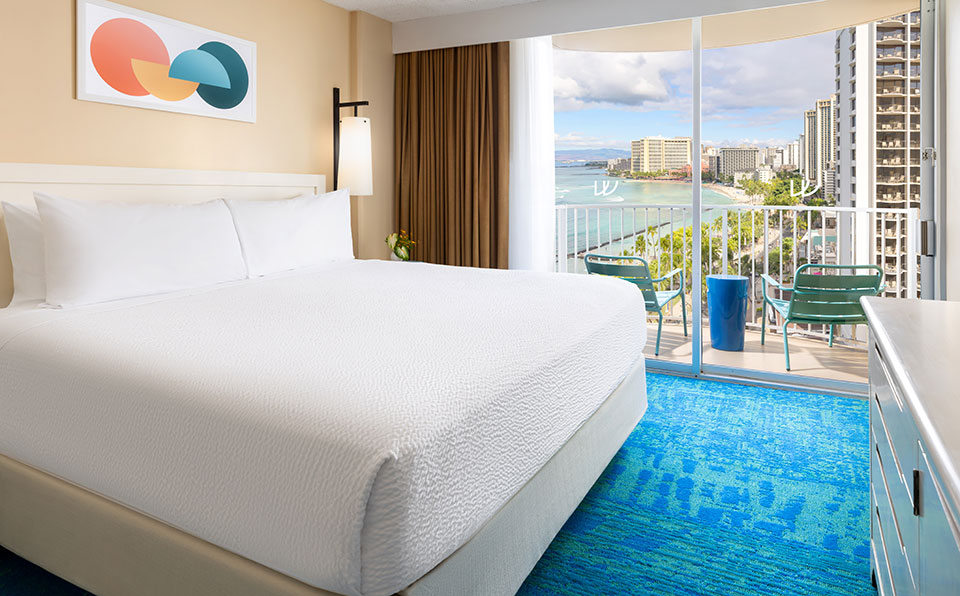 Gallery_Oceanview-Lanai-King_960x596.jpg